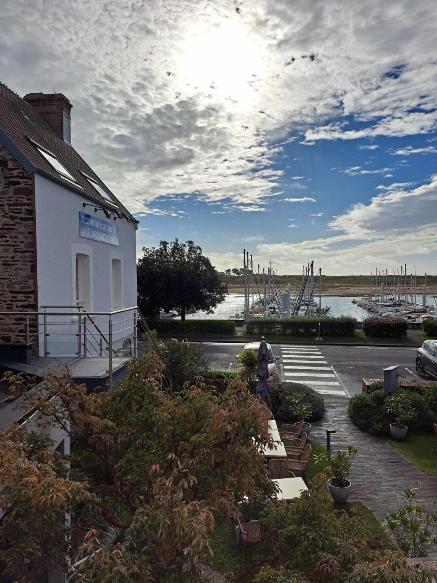 Hotel Traiteur Les Ormes, The Originals Relais Barneville-Carteret Exteriör bild